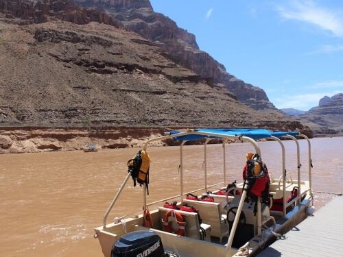 passeio de barco grand canyon